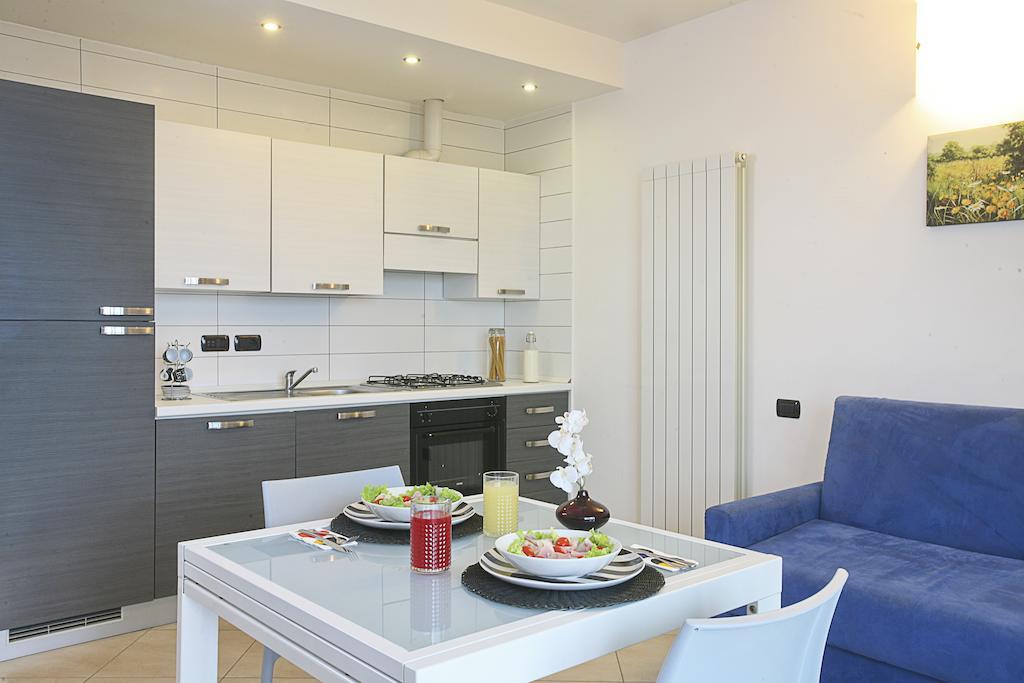 Residence A-More Ρίμινι Εξωτερικό φωτογραφία