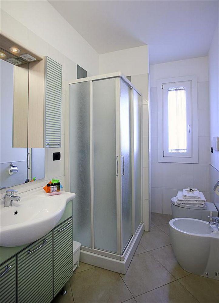 Residence A-More Ρίμινι Εξωτερικό φωτογραφία