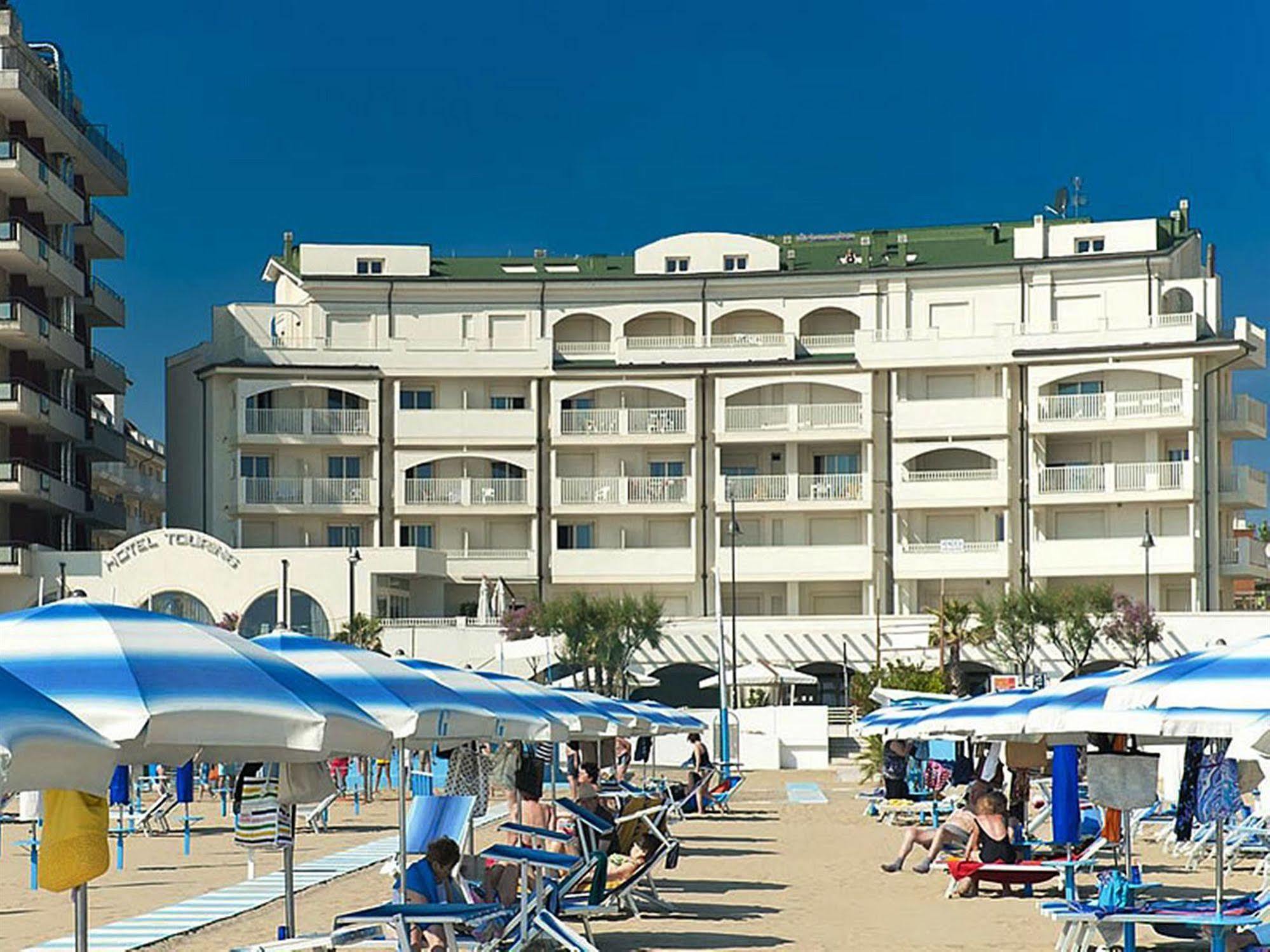 Residence A-More Ρίμινι Εξωτερικό φωτογραφία