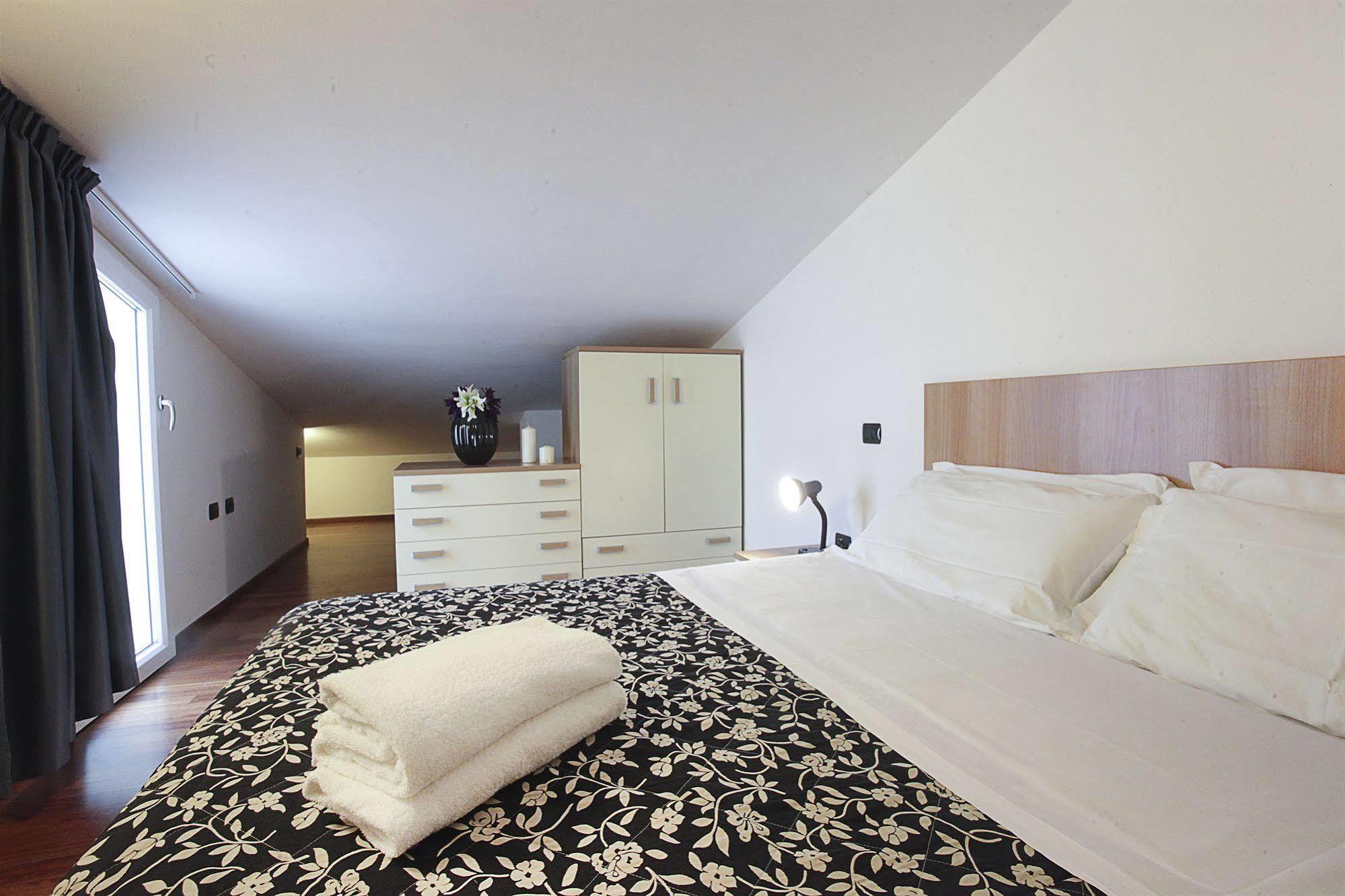 Residence A-More Ρίμινι Εξωτερικό φωτογραφία